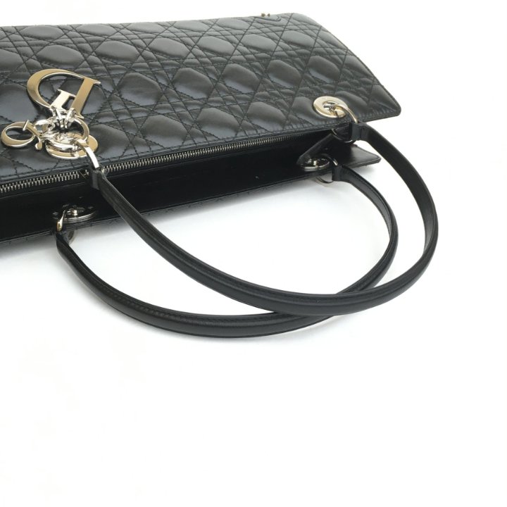 【2WAY♡】Dior★East-West Dior ジョリーバッグ ディオール新作バッグ「ディオールジョリー」、“CD”モチーフの