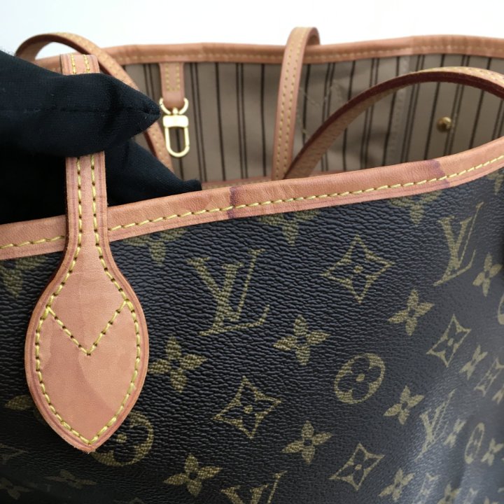Louis Vuitton Neverfull MM - Luxe Du Jour