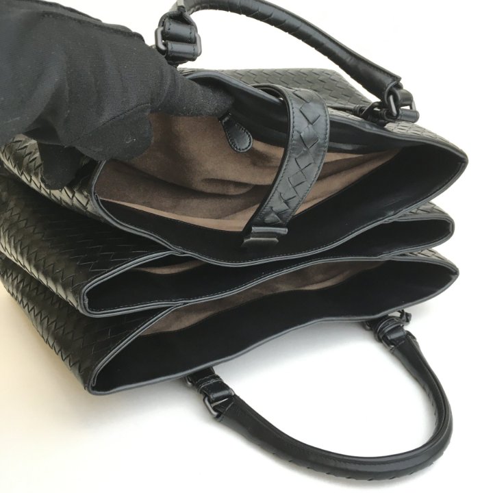 ボッテガ・ヴェネタ ROMA ローマ レザー ショッピングバッグ Bottega Veneta Roma Bag - Luxe Du Jour