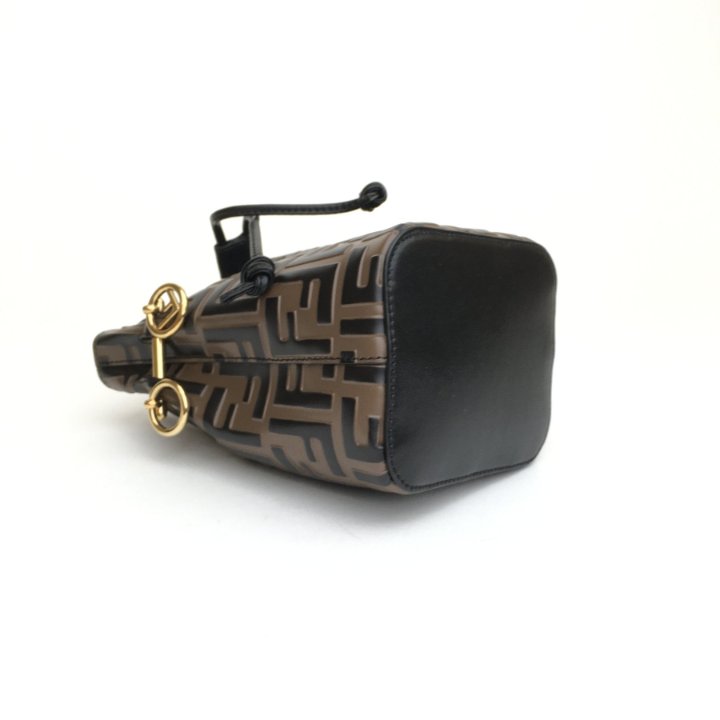 ハンドバッグ Fendi MINI MON TRESOR BUCKET BAG FENDI Calfskin F is 3D Flower Mini Mon Tresor Bucket Bag