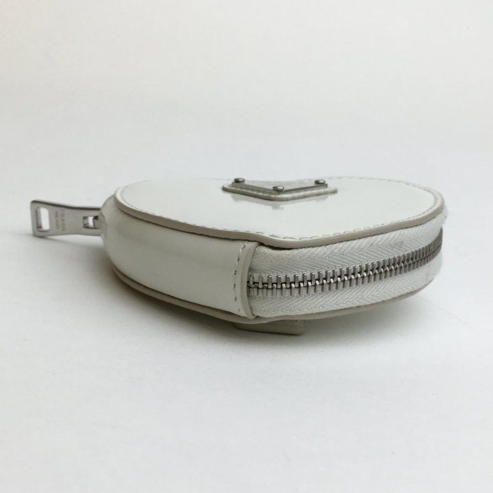 Prada Heart Coin Purse - Luxe Du Jour