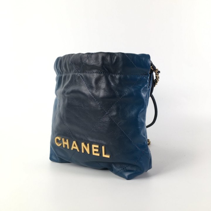Chanel 22 Mini - Luxe Du Jour