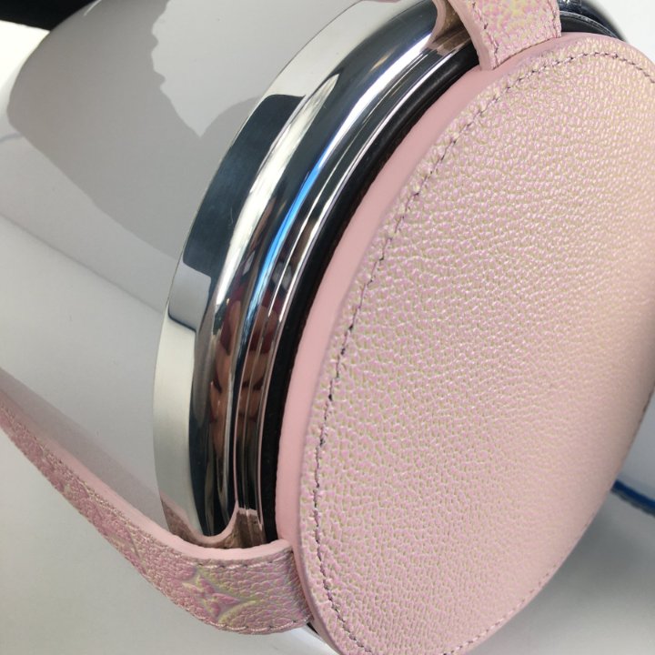 Louis Vuitton Barber & Osgerby ポスター Louis Vuitton BARBER & OSGERBY ポスター 正規品