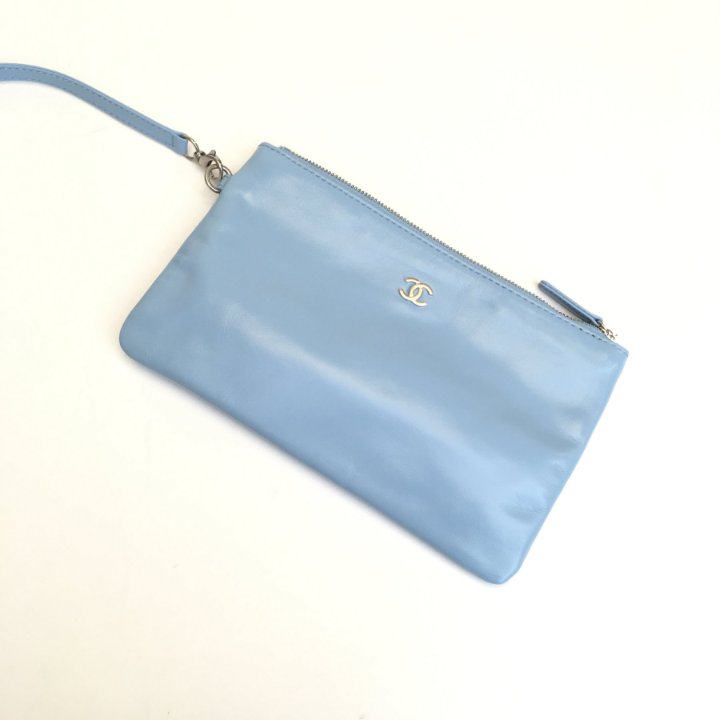 Chanel 22 Hobo Small 23A Blue Calfskin - Luxe Du Jour