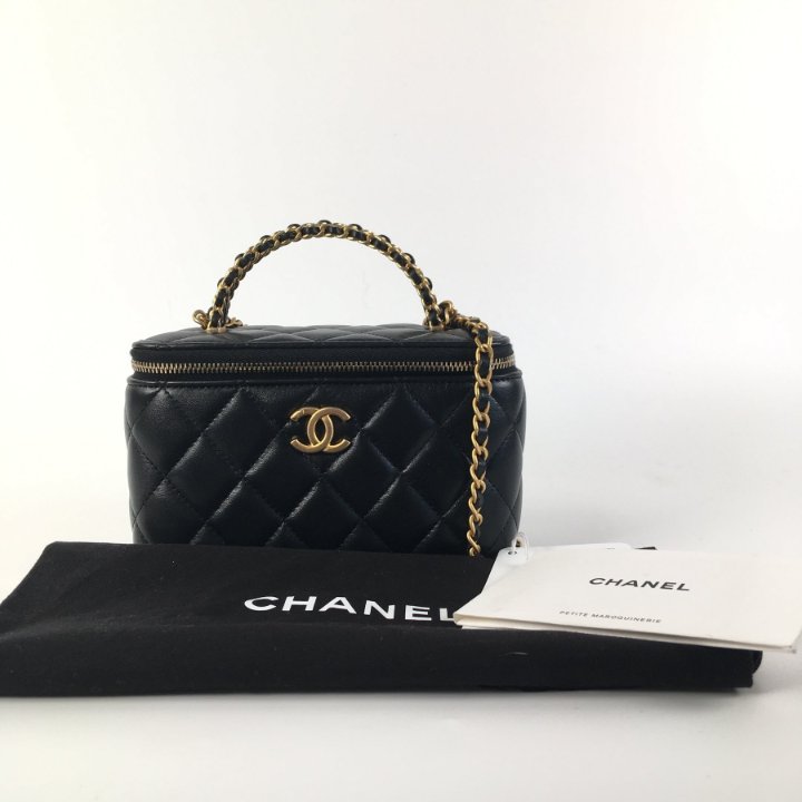 Chanel Top Handle Vanity Case w/ Chain Black Gold Handbag Luxe
