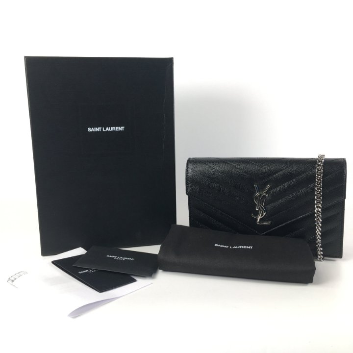 ★SAINT LAURENT★関税込♪NEW♪Cassandre wallet chainバッグ SAINT LAURENT Lambskin Carre Quilted Cassandre Chain Wallet