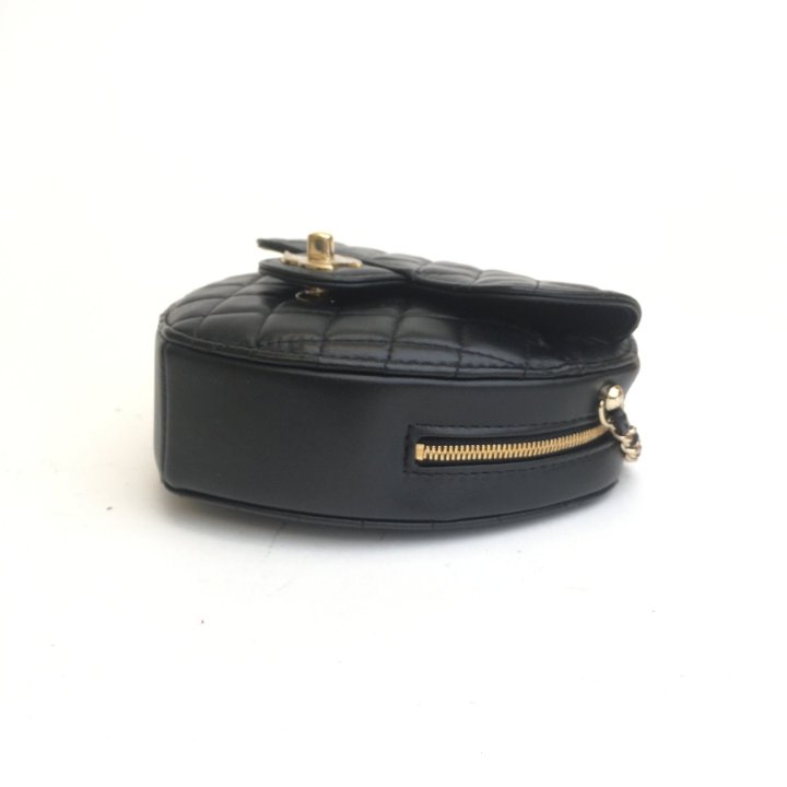 25A◆エレガントで注目の的♪【CHANEL】ハット Calfskin Black ブラック（黒）系 CHANEL(シャネル) ハット(レディース) - 海外