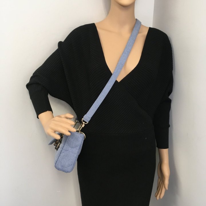 【ブルー色が鮮やか★】Dior Lady D-Joy ミディアム Dior Lady Dior Handbag