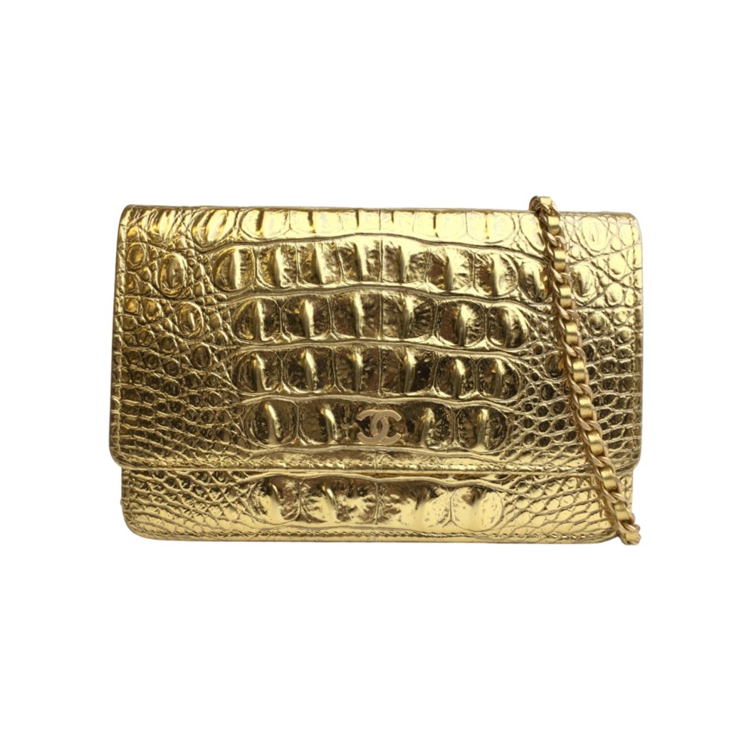長財布 LUX GOLD WALLET ON CHAIN Chanel Wallet On Chain (WOC) - Luxe Du Jour