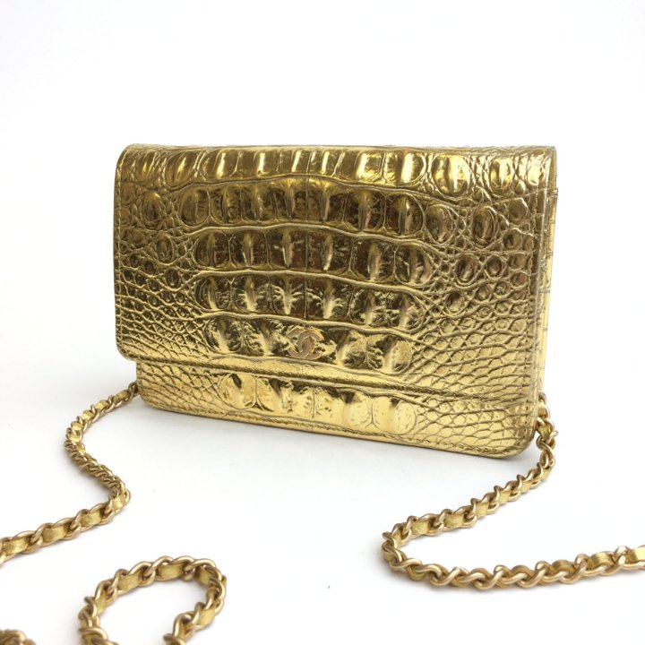 CHANEL★【やっとの入荷で選べる金具】大人気チェーンWALLET CHANEL シャネル チェーンウォレット ゴールド金具 二つ折り財布