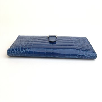 国内即発 HERMES Bearn Soufflet BLEU INDIGO (ネイビー) SV金具 Hermes Bearn Wallet - Luxe Du Jour