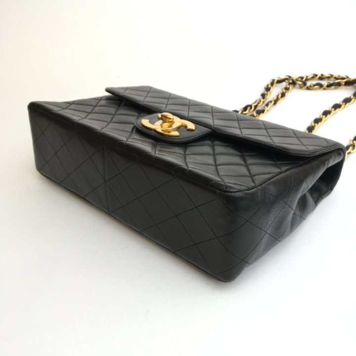 【CHANEL】vintage flap bag★ヴィンテージ フラップバッグ Chanel Black 14in. Coco Rain Jumbo XL Maxi Classic Flap Bag