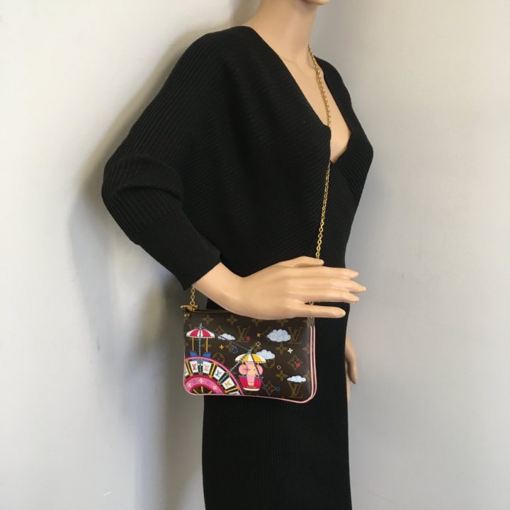 Louis Vuitton Double Zip Pochette - Luxe Du Jour