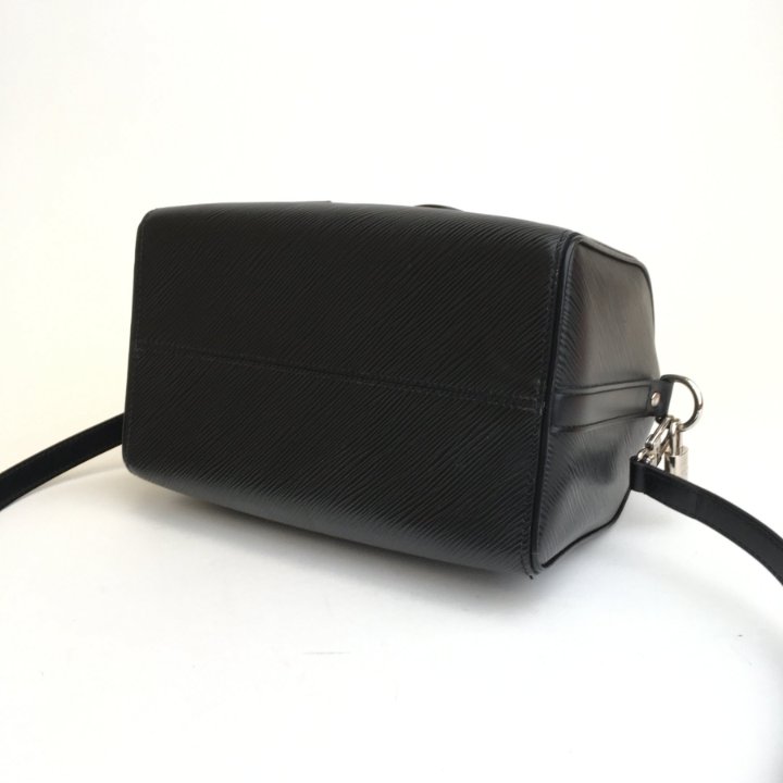 LOUIS VUITTON 黒スエードバックジッパーブーティ　36 LOUIS VUITTON 黒スエードバックジッパーブーティ 36