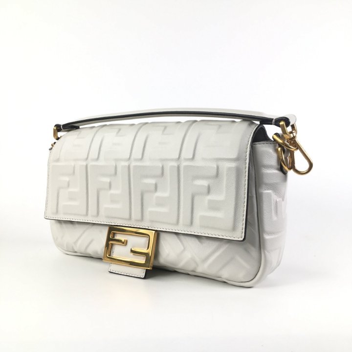 Fendi Baguette - Luxe Du Jour