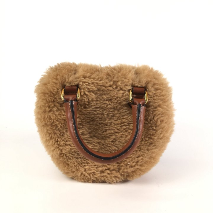 heart fur Drawstring bag／ブラウン heart fur Drawstring bag／ブラウン