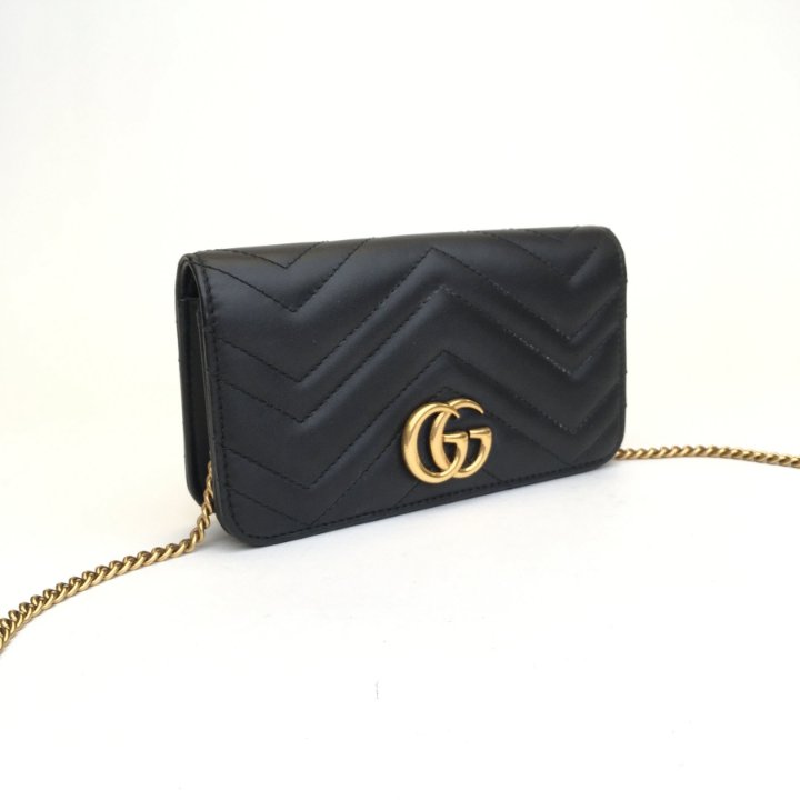 ☆韓国の人気☆【GUCCI】☆GG Marmont Clutch☆関税込☆ Gucci Marmont Clutch On Chain | Black Gold Chain Wallet
