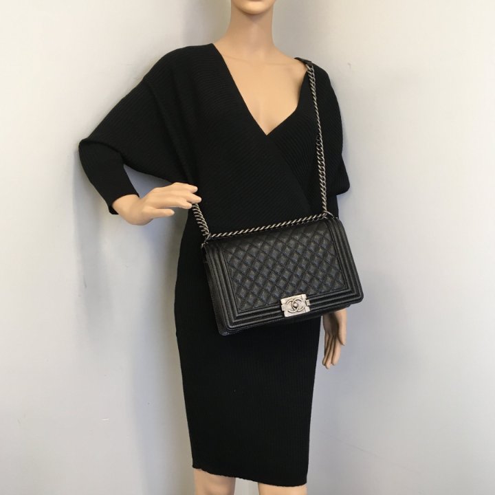 希少【CHANEL】レザー ルボーイ ミディアム フラップ バック org.jpg