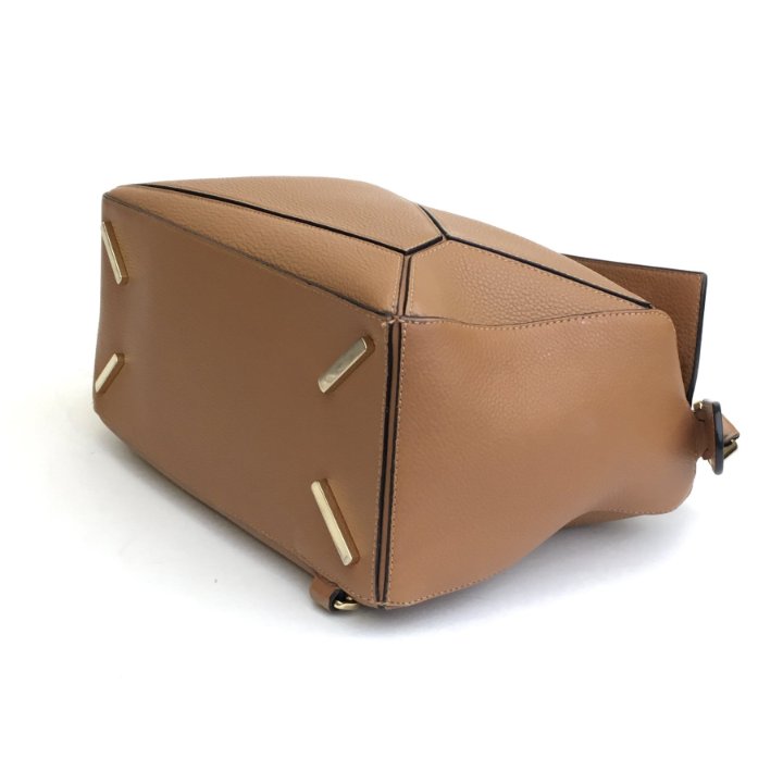 ショルダーバッグ・ポシェット LOEWE MEDIUM PUZZLE BAG IN BROWN Medium Puzzle Edge bag in classic calfskin Brown - LOEWE