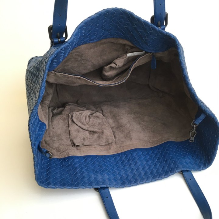 Bottega Veneta Cesta Tote 35 - Luxe Du Jour