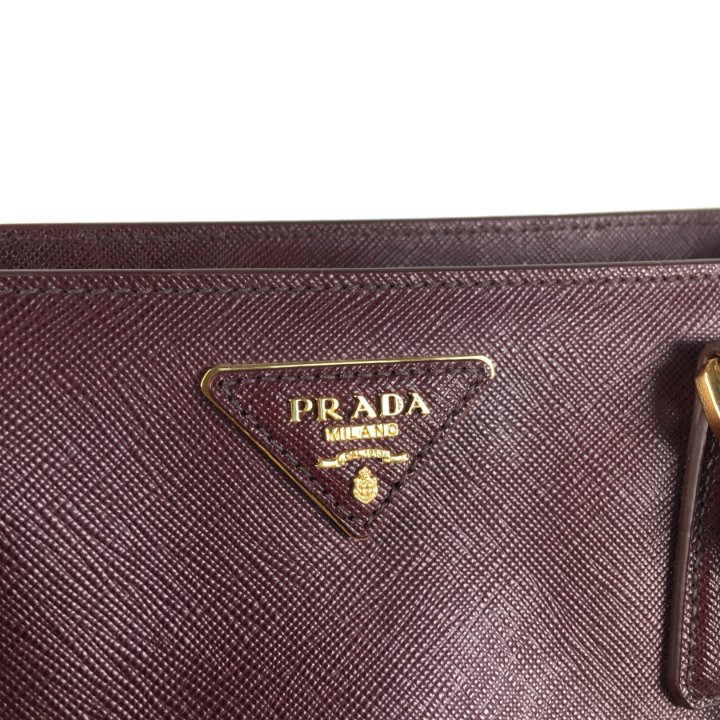 VIP価格.PRADA Medium Handbag In Soft Lux Leather 関税送料込 Prada Buckle Medium Leather Handbag with Belt | Saks Fifth