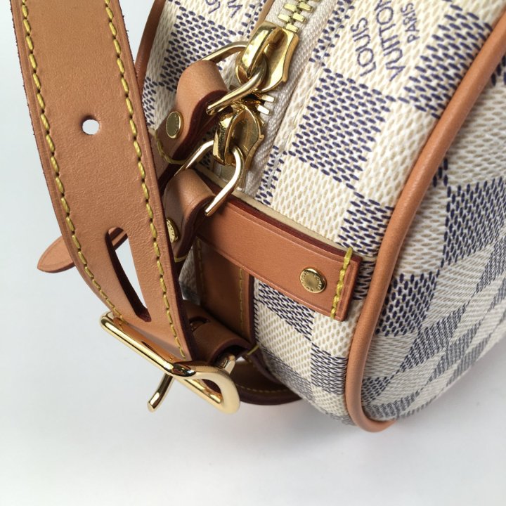 Louis Vuitton Reverse Monogram Giant Boite Chapeau Souple Tas Sling-bag  Louis Vuitton Soft Boite Giant