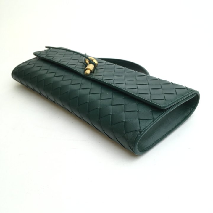 Bottega Veneta Long Andiamo Clutch - Luxe Du Jour