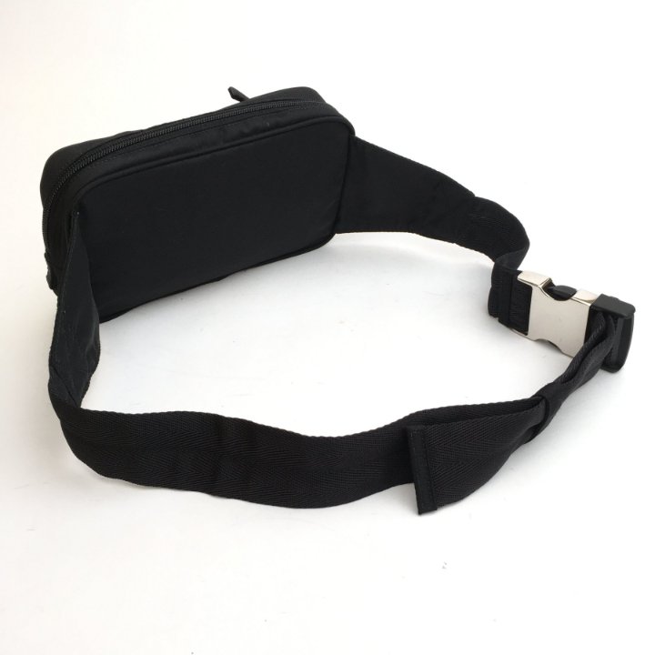 バッグ・カバンその他 Re-Nylon Belt Bag Prada Black Re-nylon Belt Bag | italist