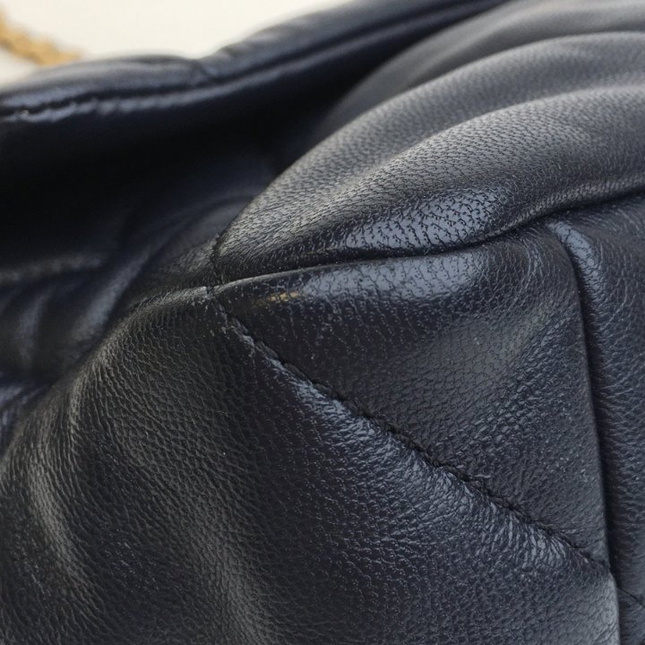 【ヴィンテージ】Rank:S☆Chanel Dark Blue Resin GHW No29 Flap Chanel Vintage Navy Blue Satin Evening Bow Bag - Luxe Bag Rental