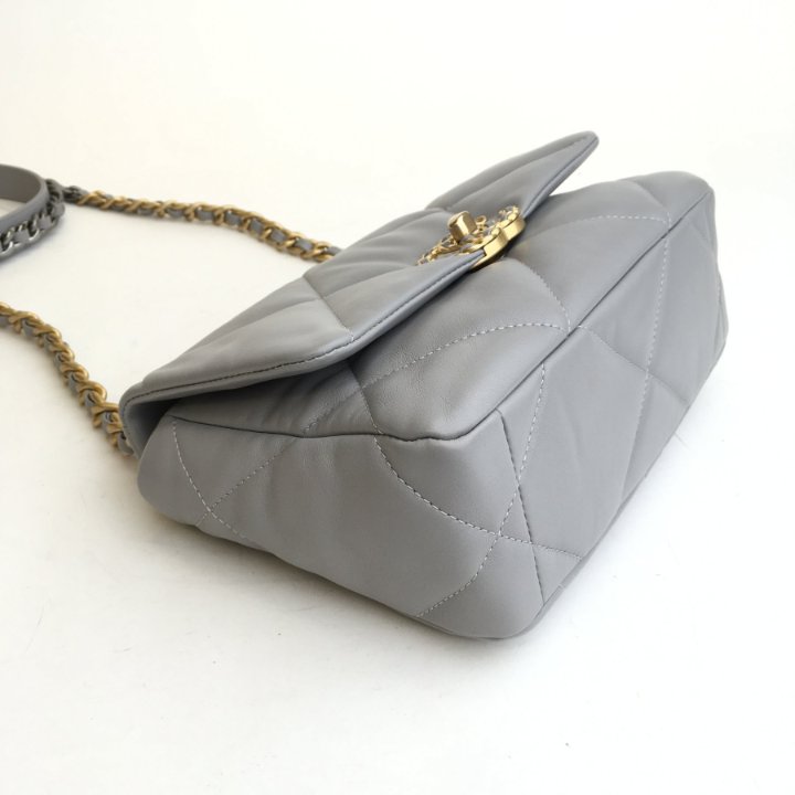 Chanel 19 Flap Small 21B Grey Lambskin AGHW - Luxe Du Jour