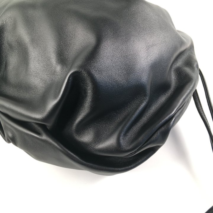 Bottega Veneta Bulb Bag Medium - Luxe Du Jour
