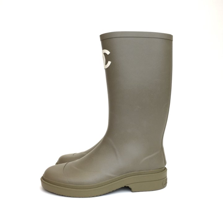 Chanel Rubber Rain Boots Sz 39 - Luxe Du Jour