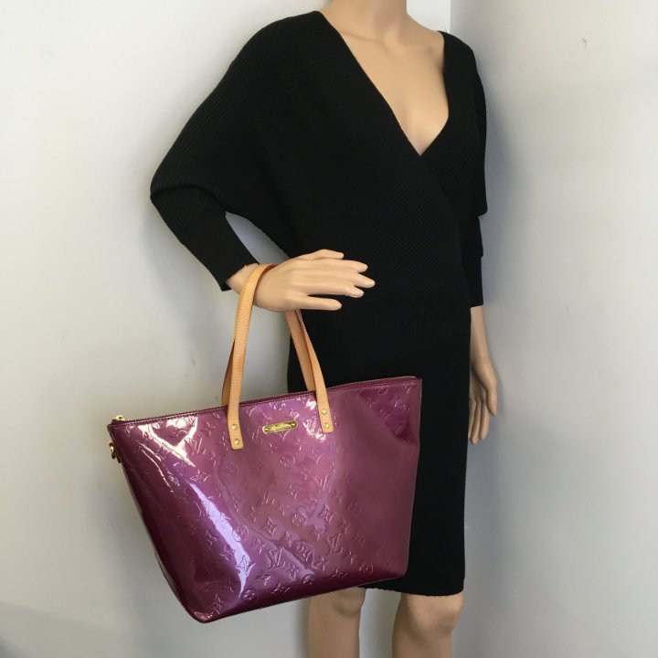 Louis Vuitton Bellevue GM - Luxe Du Jour