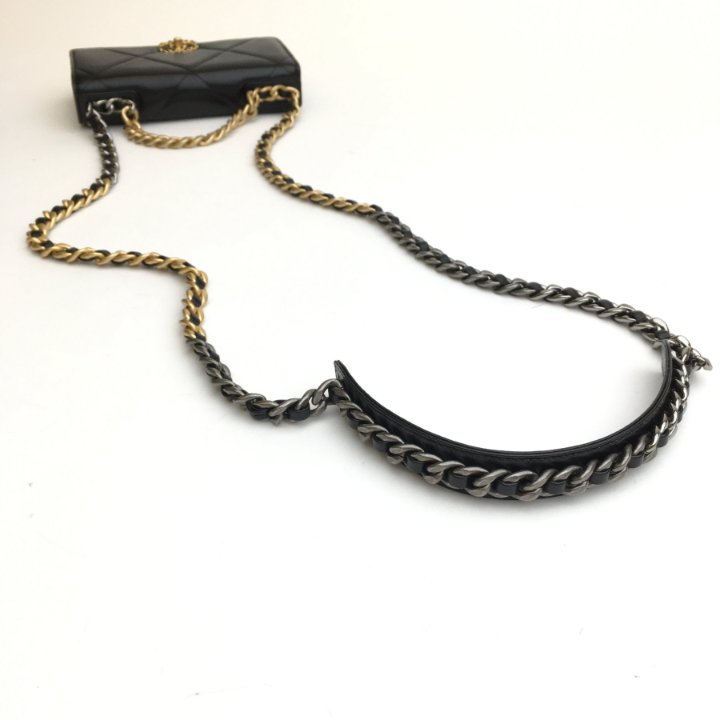 【ヴィンテージ】Rank:S☆Chanel Black C19 WOC Chain Wallet ヴィンテージ】Rank:S☆Chanel Black C19 WOC Chain Wallet