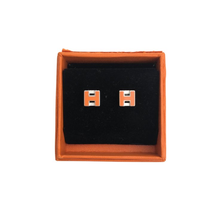エルメス ヘリテージ エクエストル Etrier GM レザーイヤリング Hermes Cage D'H Earrings - Luxe Du Jour