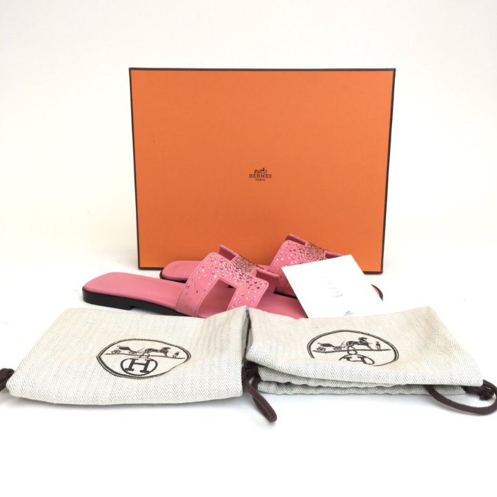 Hermes Oran Sandals Sz 37 - Luxe Du Jour