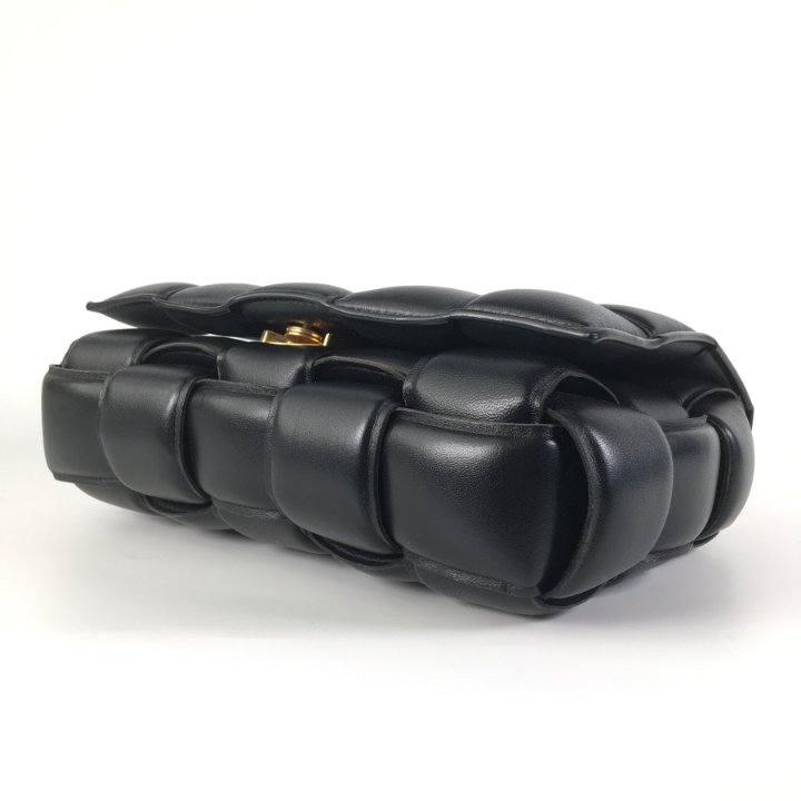 Bottega Veneta Chain Cassette Bag - Luxe Du Jour