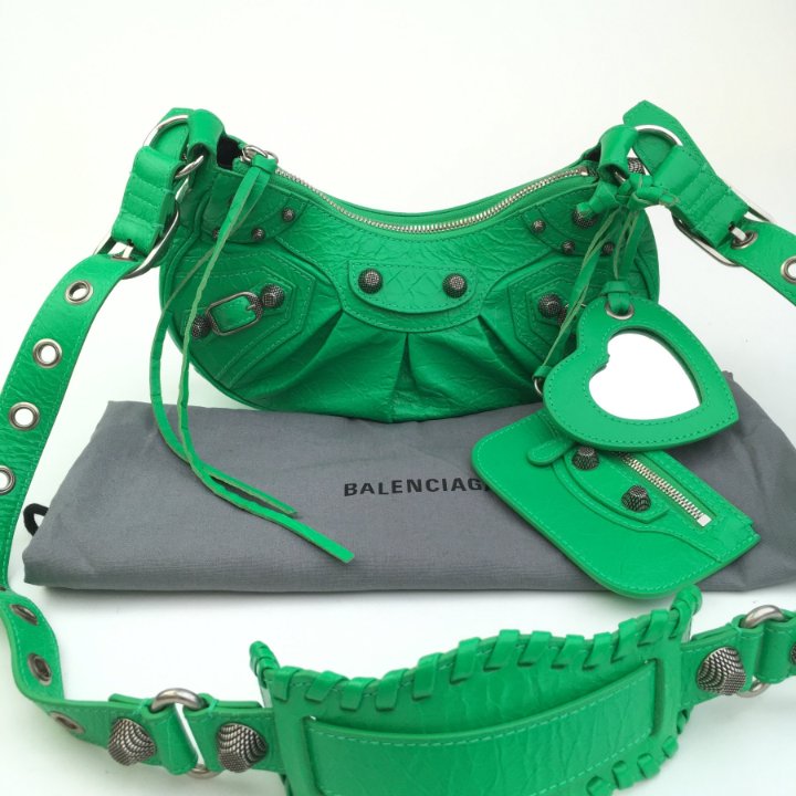 国内発送*BALENCIAGA*Le Cagole S ショルダーバッグ グリーン 2cy7S1X2RHrauZiW15kYMvlddT2_x7