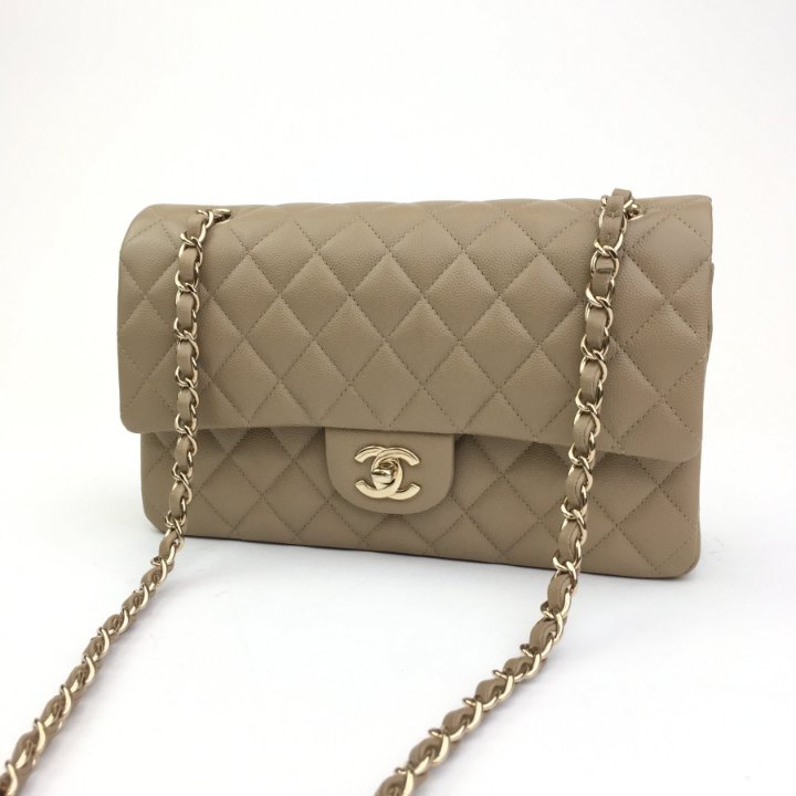【ヴィンテージ】RankS☆Chanel Beige Classic Flap Medium No13 Buy Vintage CHANEL Beige Lambskin Flap Bag | Luxury Sale at