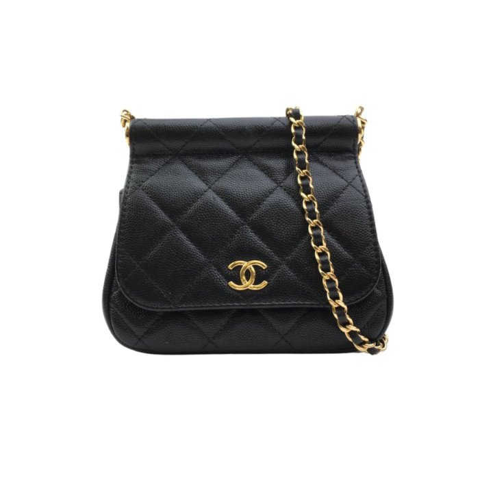 気分が上がる艶めき☆【CHANEL】Small Clutch with Chain Chanel Clutch With Chain Micro 22K Black Caviar GHW - Luxe