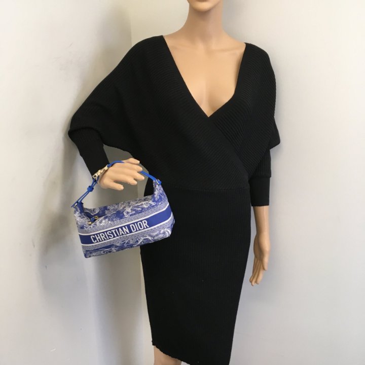 【23AW NEW】Dior_women / MEDIUM DIORTRAVEL NOMAD ポーチ Medium DiorTravel Nomad Pouch Blue Dior Oblique Jacquard | DIOR