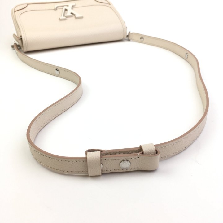 Louis Vuitton Buci Bag - Luxe Du Jour