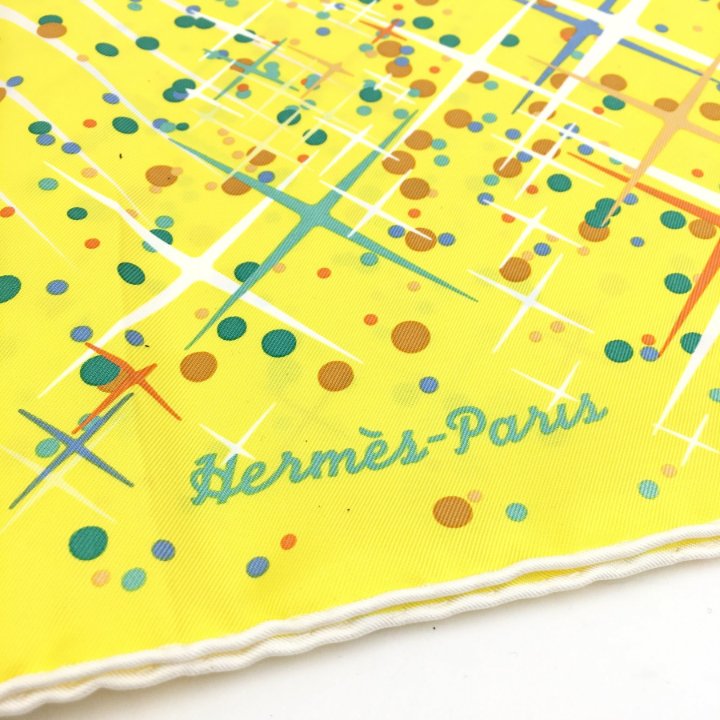 Hermès エルメス Magic Kelly スカーフ Hermes Magic Kelly Silk Scarf - Luxe Du Jour