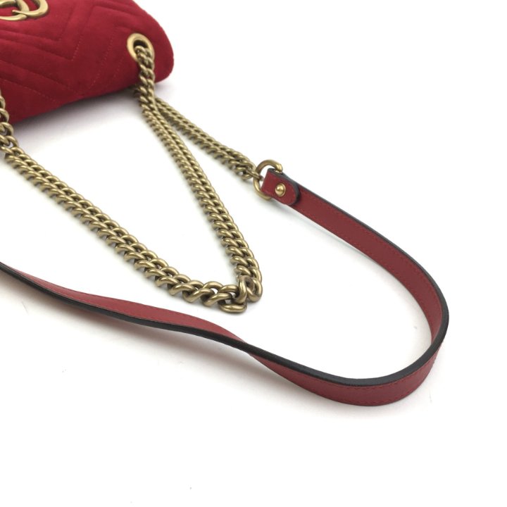 【GUCCI】GG MARMONT CHAIN MINI BAG GUCCI GG Marmont Mini Chain Crossbody Bag Black 546581