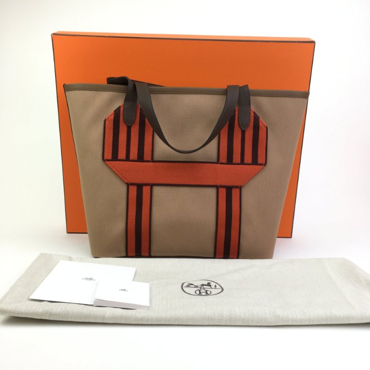 【HERMES】大容量 おしゃれカジュアル ☆Pursangle トートバック HERMES Pursangle(エルメス ピュールサングル) - 海外通販のBUYMA
