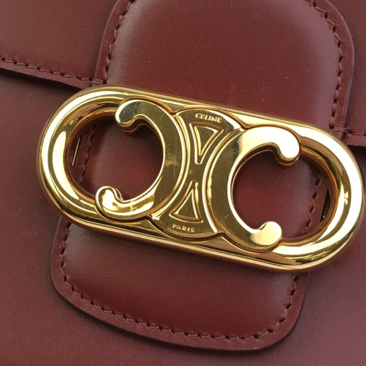 Celine Medium Maillon Triomphe Bag Luxe Bag Rental