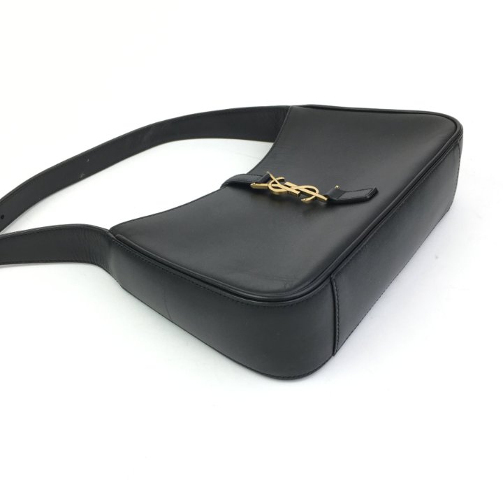 Saint Laurent (YSL) Le 5 À 7 - Luxe Du Jour