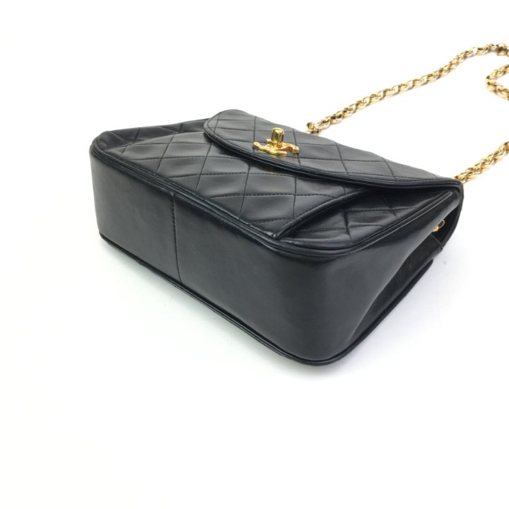 Chanel 1993 Vintage Chain Flap Black Lambskin - Luxe Du Jour