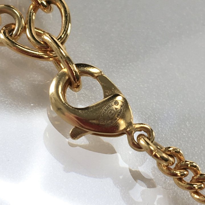 Chanel 23A Pearl & Strass Africa Map Necklace - Luxe Du Jour