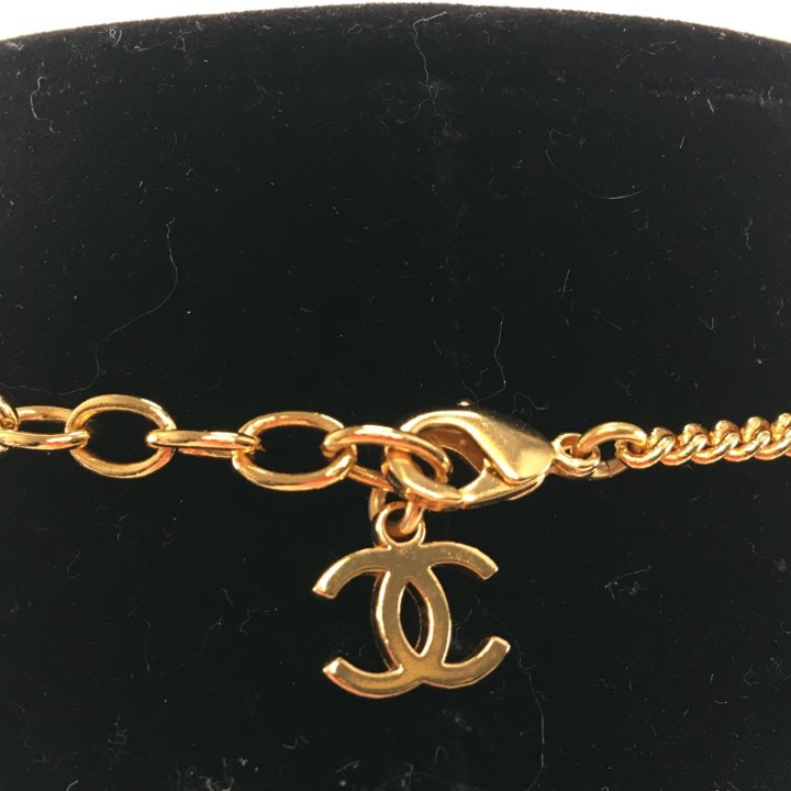 Chanel 23A Pearl & Strass Africa Map Necklace - Luxe Du Jour